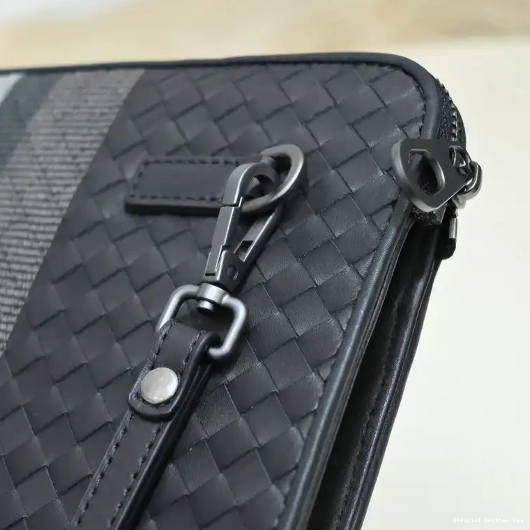 Official Brother Sam 2111YZ0014 Bottega Veneta Bags 0706